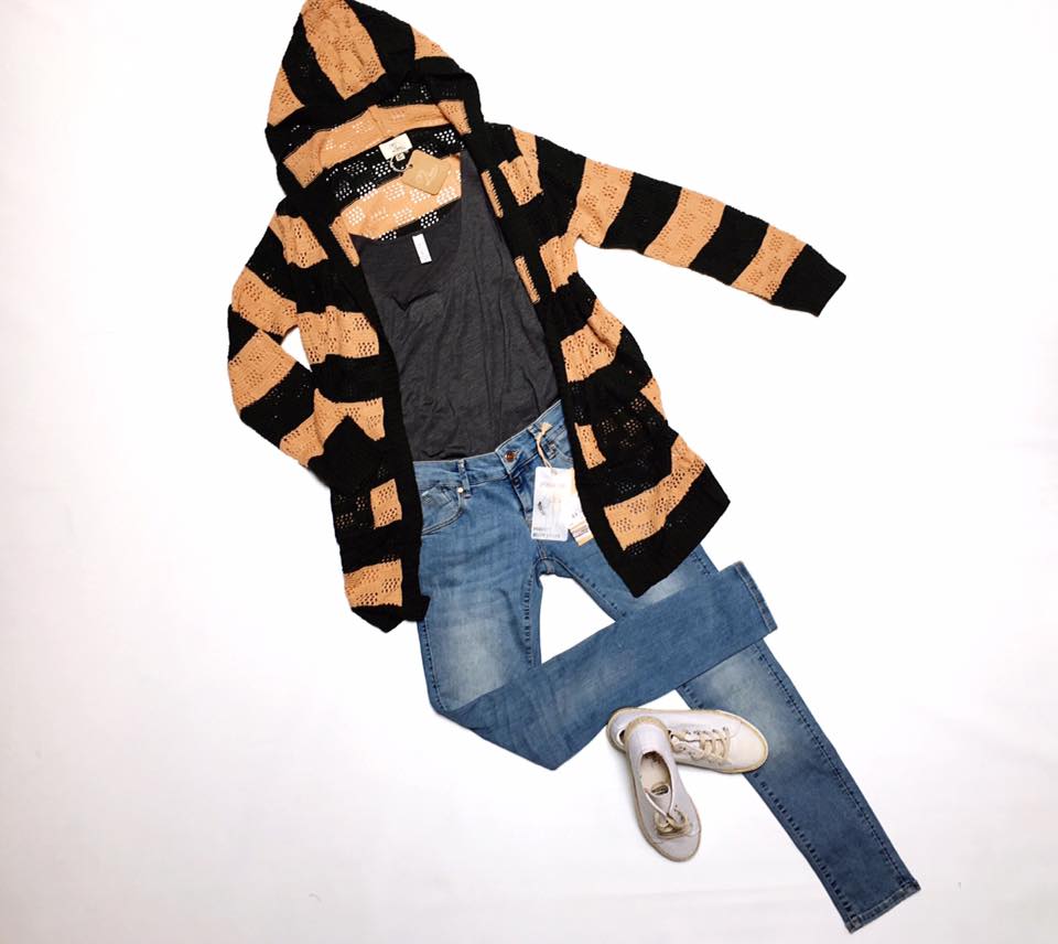Für unsere Damen hat unser Mo Dir das UNiKATe Outfit der Woche zusammengestellt: