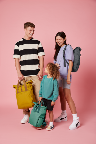 TRAGEN STATT ENTSORGEN: Recycled Roll-Top Backpacks